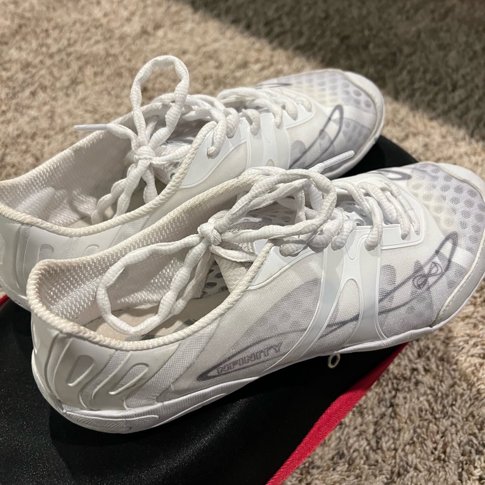 Nfinity Vengeance Cheer Shoes worn 1 time